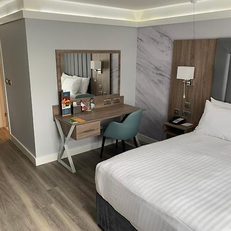 Best Western Premier Heronston Hotel & Spa Bridgend  Εξωτερικό φωτογραφία