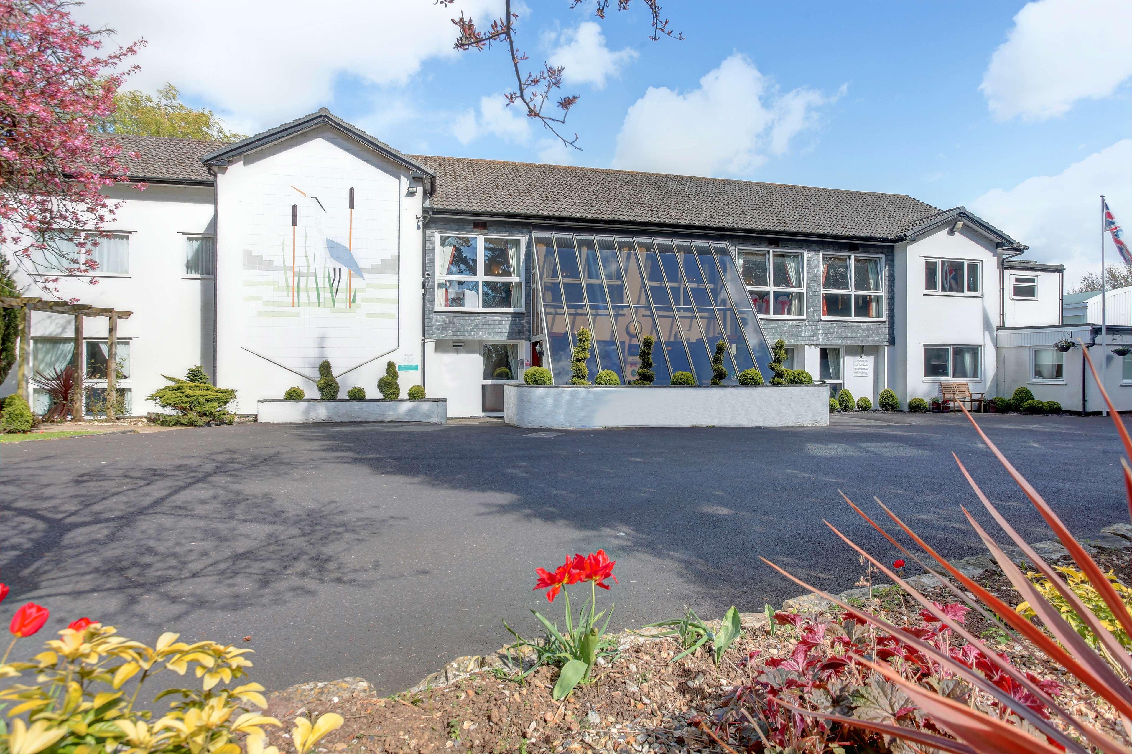 Best Western Premier Heronston Hotel & Spa Bridgend  Εξωτερικό φωτογραφία