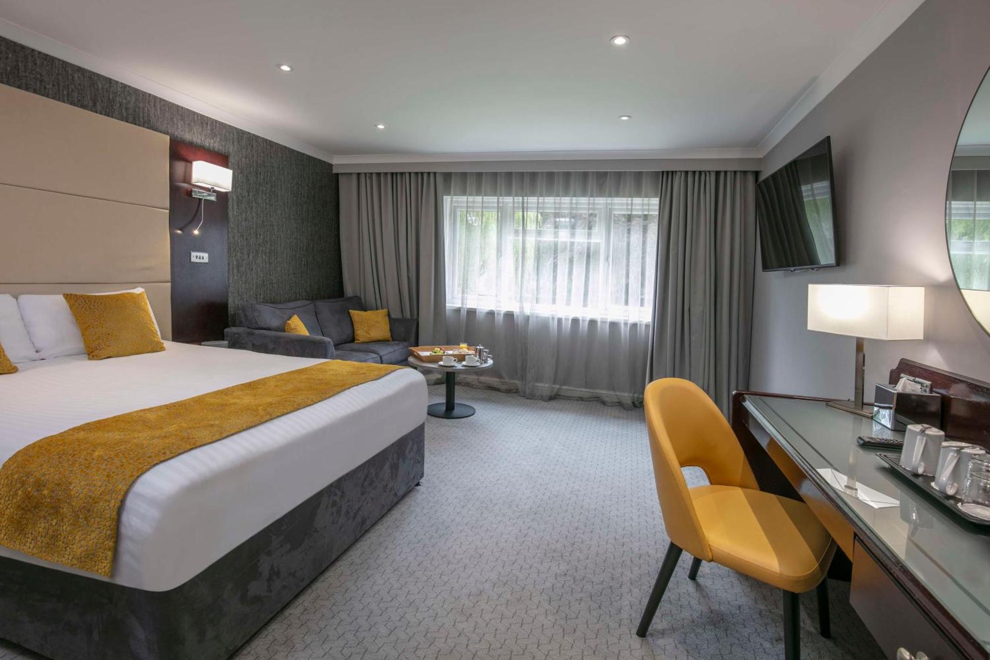 Best Western Premier Heronston Hotel & Spa Bridgend  Εξωτερικό φωτογραφία