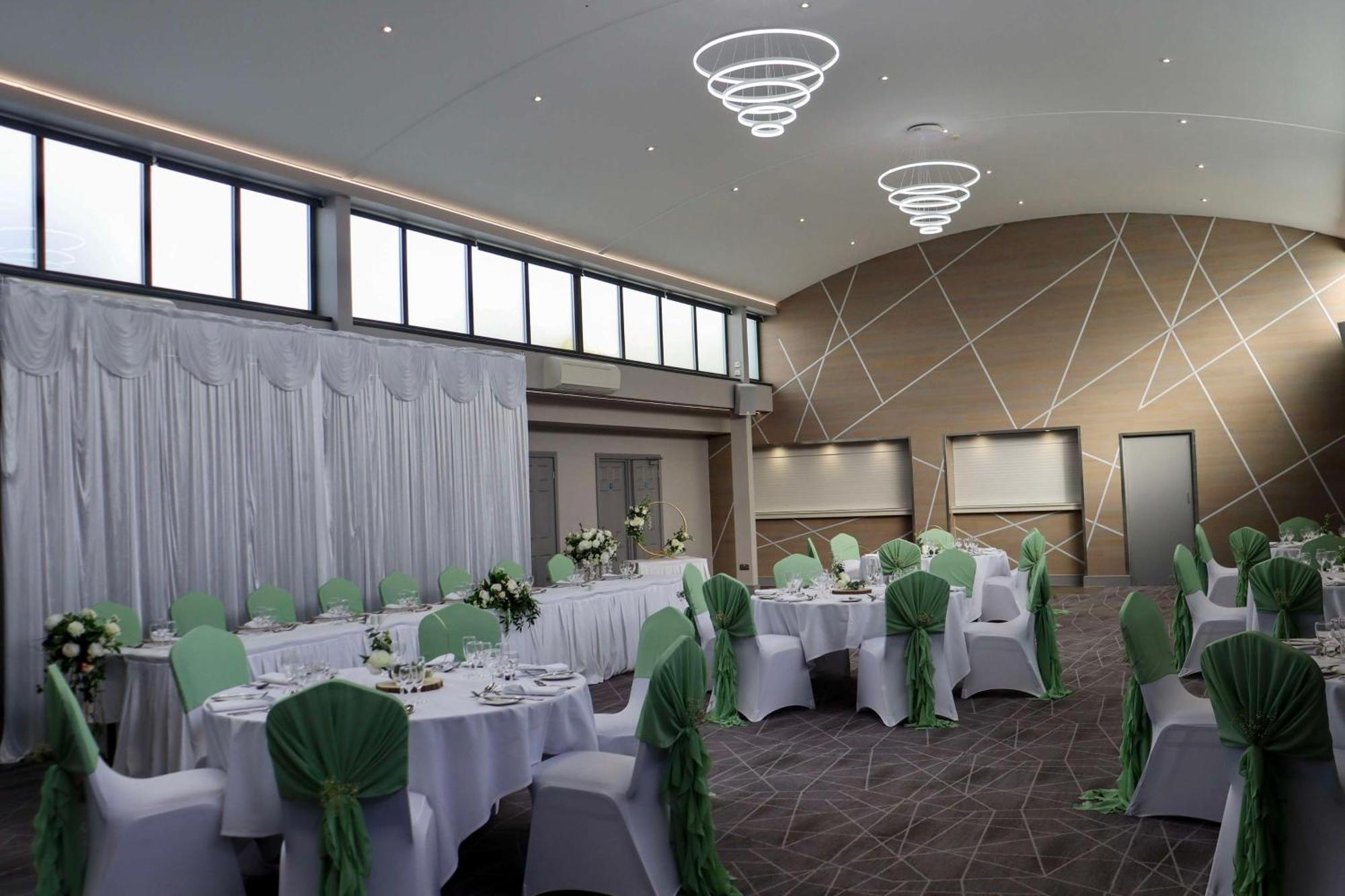 Best Western Premier Heronston Hotel & Spa Bridgend  Εξωτερικό φωτογραφία